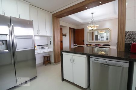 Apartamento à venda com 270m², 4 quartos e 4 vagasCozinha