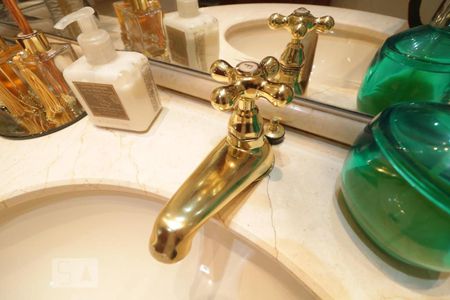 Apartamento à venda com 270m², 4 quartos e 4 vagasLavabo