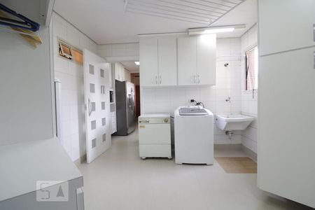 Apartamento à venda com 270m², 4 quartos e 4 vagasÁrea de Serviço