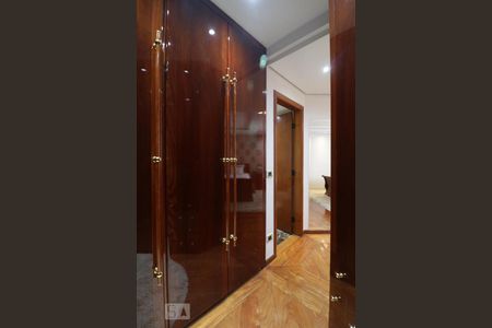 Apartamento à venda com 270m², 4 quartos e 4 vagasQuarto