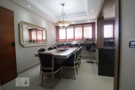 Apartamento à venda com 270m², 4 quartos e 4 vagasCozinha