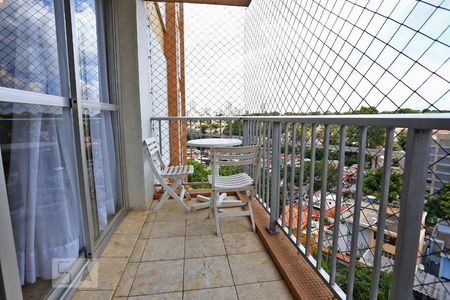 Apartamento à venda com 130m², 3 quartos e 2 vagasVaranda