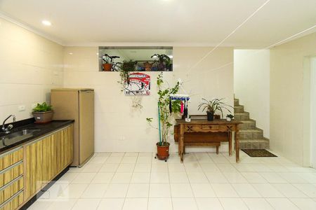 Casa à venda com 250m², 3 quartos e 3 vagas Casa à venda com 250m², 3 quartos e 3 vagasChurrasqueira