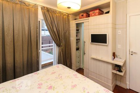 Casa à venda com 250m², 3 quartos e 3 vagas Casa à venda com 250m², 3 quartos e 3 vagasSuite 02