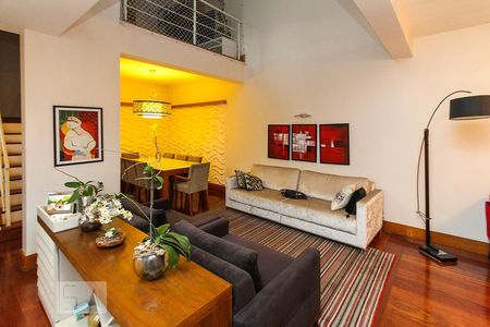 Sala de casa à venda com 3 quartos, 250m² em Vila Mafra, São Paulo