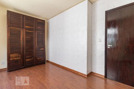 Dormitório 2 de apartamento à venda com 2 quartos, 60m² em Mont’serrat, Porto Alegre