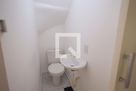 Banheiro 1 de casa para alugar com 3 quartos, 118m² em Campestre, Santo André