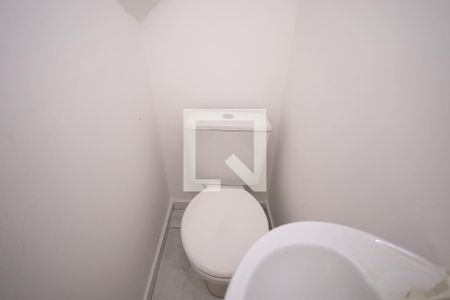 Banheiro 1 de casa para alugar com 3 quartos, 118m² em Campestre, Santo André