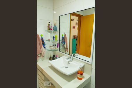 Apartamento à venda com 68m², 2 quartos e sem vagabanheiro social