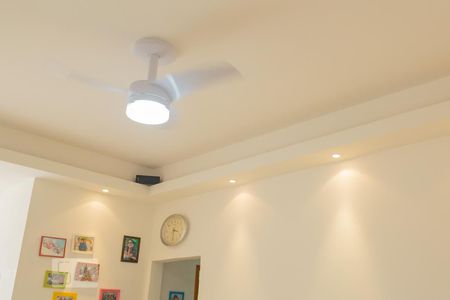 Apartamento à venda com 68m², 2 quartos e sem vagateto com sanca e luzes secundarias