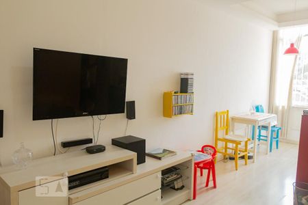 Apartamento à venda com 68m², 2 quartos e sem vagasala