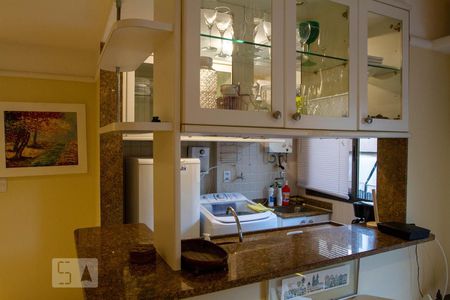 Apartamento para alugar com 92m², 2 quartos e 1 vagaCozinha