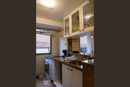 Apartamento para alugar com 92m², 2 quartos e 1 vagaCozinha