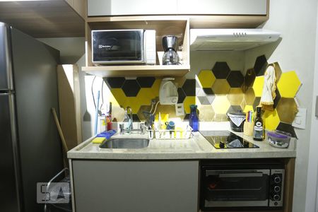 Entrada Cozinha de kitnet/studio à venda com 1 quarto, 30m² em Santa Efigênia, São Paulo