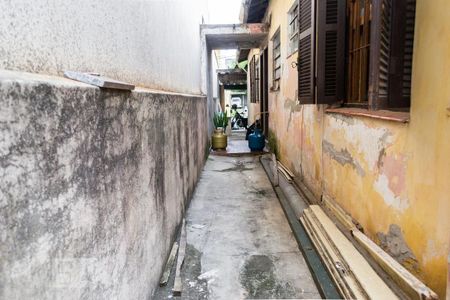 Casa à venda com 81m², 2 quartos e 2 vagas Casa à venda com 81m², 2 quartos e 2 vagasCorredor