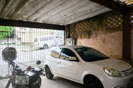 Casa à venda com 81m², 2 quartos e 2 vagas Casa à venda com 81m², 2 quartos e 2 vagasGaragem