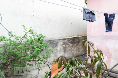 Casa à venda com 81m², 2 quartos e 2 vagas Casa à venda com 81m², 2 quartos e 2 vagasÁrea de Serviço