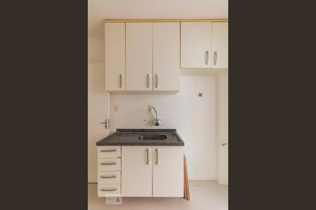 Apartamento à venda com 75m², 2 quartos e 1 vagaCozinha