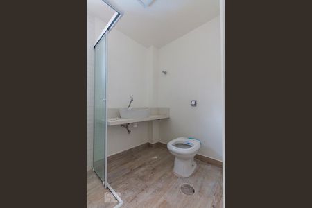 Banheiro de apartamento para alugar com 2 quartos, 75m² em Mirandópolis, São Paulo