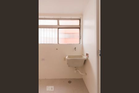 Apartamento à venda com 75m², 2 quartos e 1 vagaÁrea de Serviço