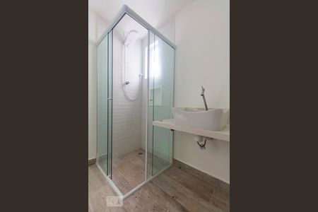Banheiro de apartamento para alugar com 2 quartos, 75m² em Mirandópolis, São Paulo