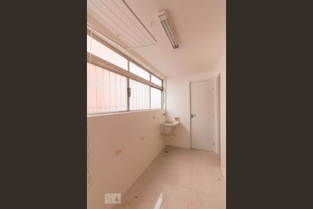 Apartamento à venda com 75m², 2 quartos e 1 vagaÁrea de Serviço