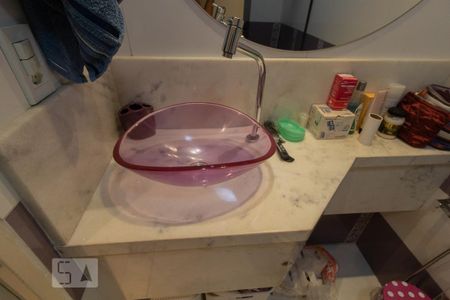 Apartamento para alugar com 70m², 2 quartos e 2 vagas Apartamento para alugar com 70m², 2 quartos e 2 vagasBanheiro