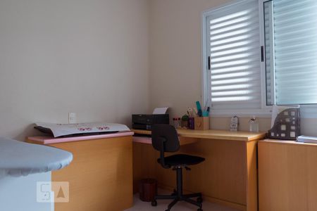 Casa à venda com 170m², 5 quartos e 4 vagasQuarto 2