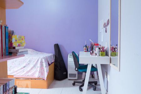 Casa à venda com 170m², 5 quartos e 4 vagasSuíte 2