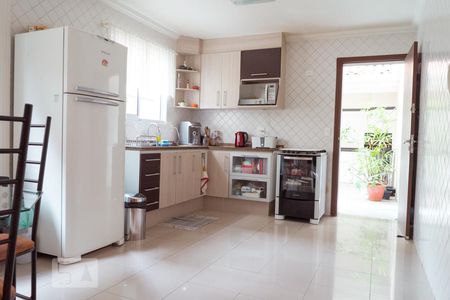 Casa à venda com 170m², 5 quartos e 4 vagasCozinha