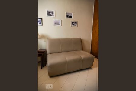 Apartamento à venda com 35m², 1 quarto e sem vaga Apartamento à venda com 35m², 1 quarto e sem vagaSala/Quarto