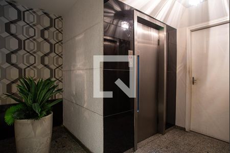 Studio para alugar com 32m², 1 quarto e sem vagaÁrea comum - Elevador