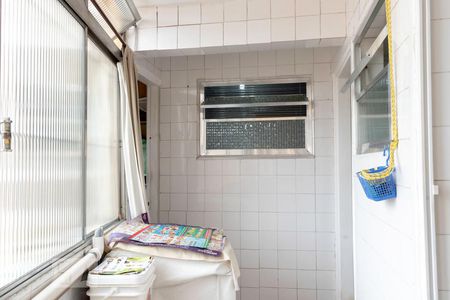 Apartamento à venda com 88m², 3 quartos e 1 vagaÁrea de Serviço