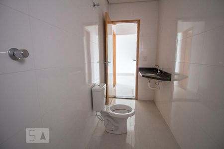 Banheiro de apartamento para alugar com 2 quartos, 60m² em Vila Ema, São Paulo