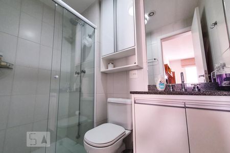 Apartamento à venda com 70m², 2 quartos e 2 vagasBanheiro Corredor