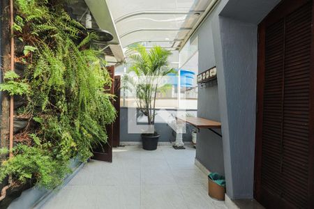 Casa à venda com 160m², 3 quartos e 2 vagasÁrea de Serviço