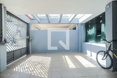 Casa à venda com 160m², 3 quartos e 2 vagasGaragem