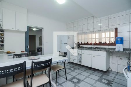 Casa à venda com 160m², 3 quartos e 2 vagasCozinha