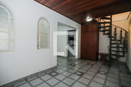 Casa à venda com 160m², 3 quartos e 2 vagasCopa
