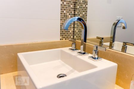 Apartamento à venda com 116m², 3 quartos e 2 vagasBanheiro da Suíte 1