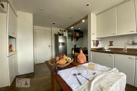 Apartamento para alugar com 470m², 3 quartos e 5 vagasCozinha