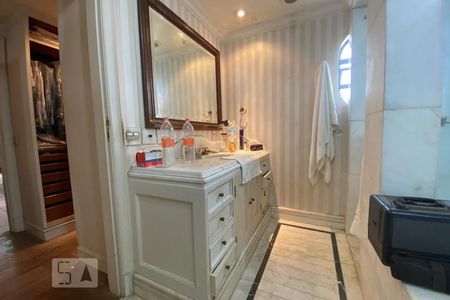 Apartamento para alugar com 470m², 3 quartos e 5 vagasBanheiro da Suíte 3