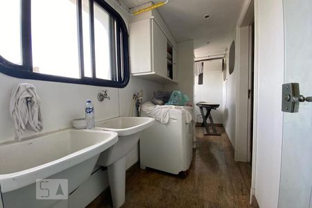 Apartamento para alugar com 470m², 3 quartos e 5 vagasÁrea de Serviço