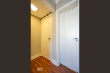 Apartamento para alugar com 148m², 4 quartos e 3 vagas Apartamento para alugar com 148m², 4 quartos e 3 vagasEntrada quarto suíte 02