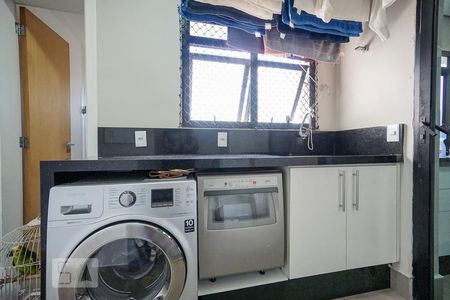 Apartamento para alugar com 148m², 4 quartos e 3 vagas