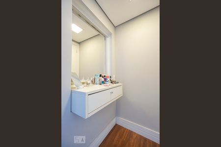 Apartamento para alugar com 148m², 4 quartos e 3 vagas Apartamento para alugar com 148m², 4 quartos e 3 vagasEntrada quarto suíte 02