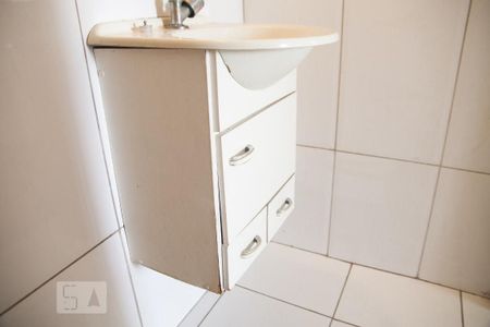 Apartamento à venda com 80m², 2 quartos e sem vagaDetalhe do banheiro