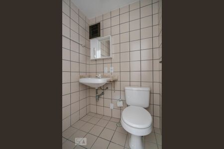 Apartamento para alugar com 50m², 2 quartos e 1 vaga Apartamento para alugar com 50m², 2 quartos e 1 vagaBanheiro