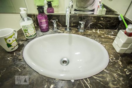 Apartamento à venda com 53m², 1 quarto e 1 vagaDetalhe - Banheiro