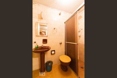 Casa à venda com 160m², 3 quartos e 2 vagasBanheiro de Serviço